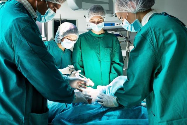 Italijanski neurohirurzi operišu tumore u Klinièkom centru